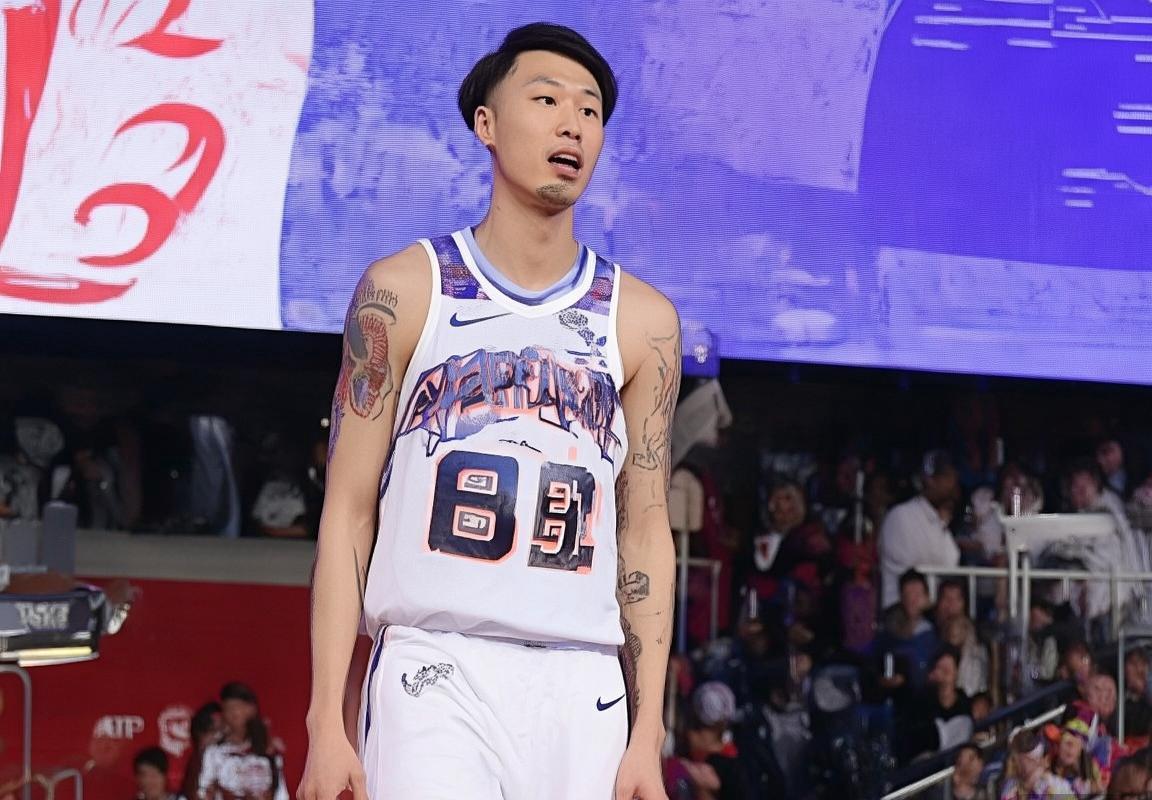 乔尔·恩比德：连续两年NBA得分王，成就背后的意义与未来展望